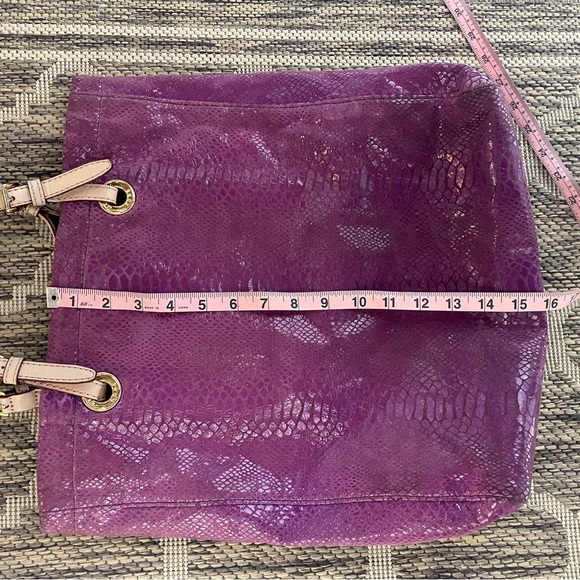 Michael Kors Fuchsia Snakeskin Tote - Picture 14 of 15